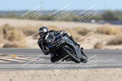 media/Nov-16-2025-Race Pace (Sun) [[8c5fa54630]]/Verified Riders/9-Turn 16 (150pm)/